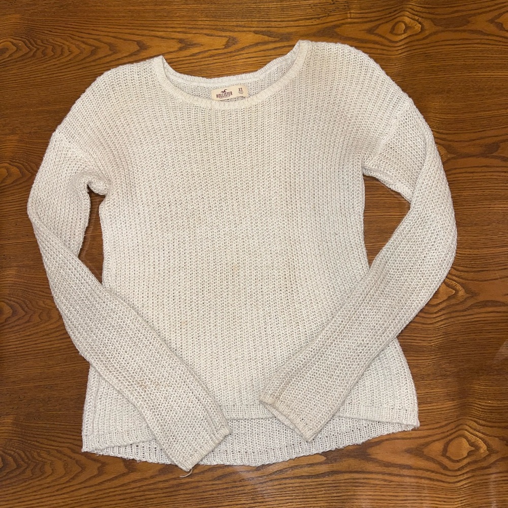 Hollister Women's Off-White Crew Neck Sweater